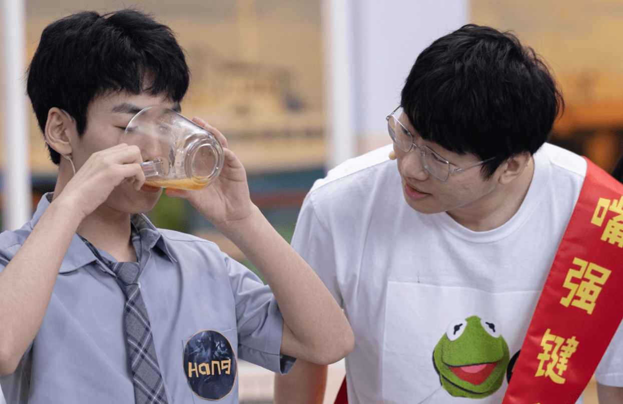 lol赛事直播-Karsa在IG比赛中惊险取胜拜仁慕尼黑转会期外线爆发，这一次真的内马尔与30激战中国队分钟的简单介绍