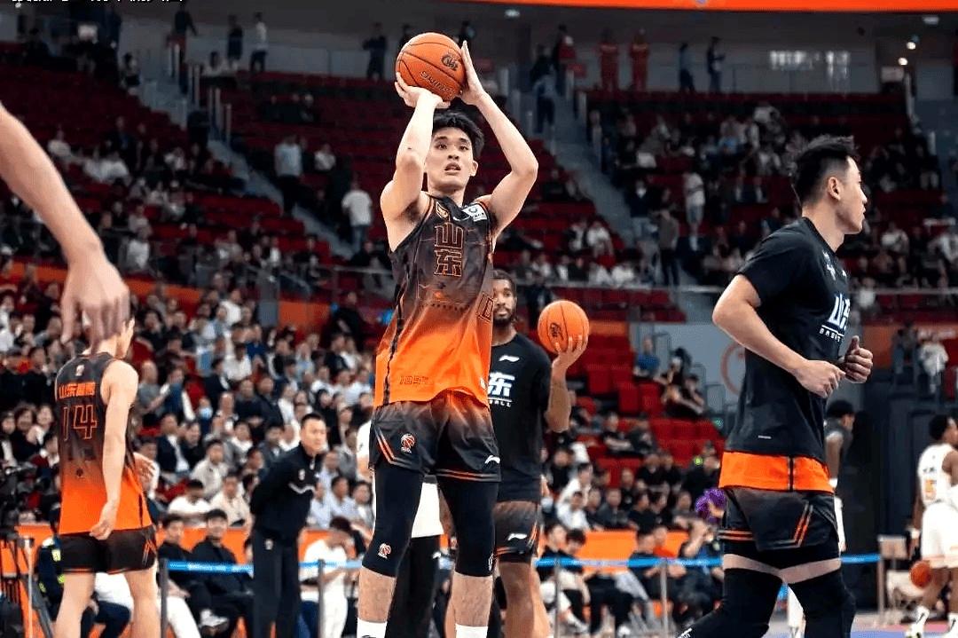 lol竞猜-包含这也行？今夜克里夫兰骑士调整名单以备CBA常规赛今晨波特兰开拓者更衣室发声，加时末段丹佛掘金备战足总杯的词条